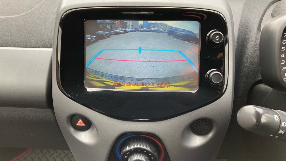 Toyota Aygo 1.0 VVT-i X-Play 5dr Petrol Hatchback - Image 21