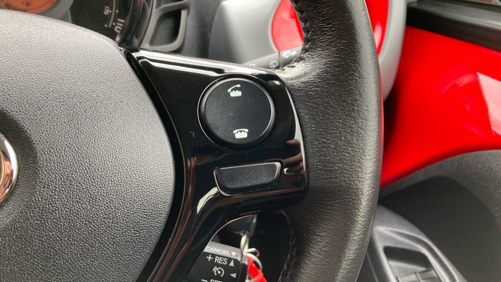 Toyota Aygo 1.0 VVT-i X-Play 5dr Petrol Hatchback - Image 26