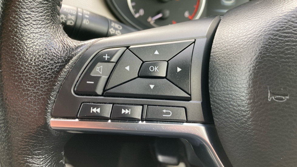 Nissan Micra 1.5 dCi N-Connecta 5dr Diesel Hatchback - Image 23
