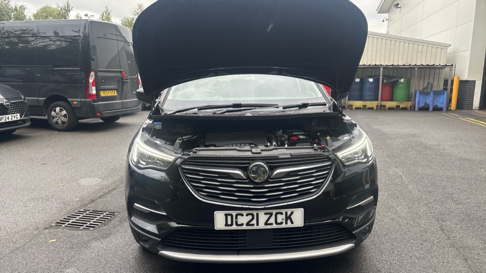 Vauxhall Grandland X 1.2 Turbo Griffin Edition 5dr Auto Petrol Hatchback - Image 8