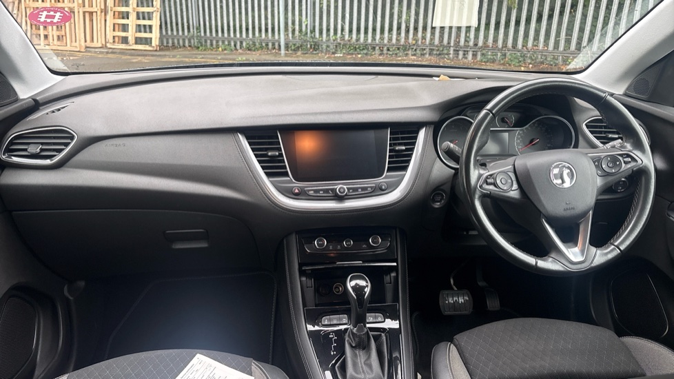 Vauxhall Grandland X 1.2 Turbo Griffin Edition 5dr Auto Petrol Hatchback - Image 10