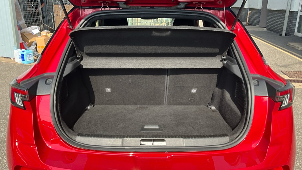 Vauxhall Mokka 100kW Ultimate 50kWh 5dr Auto Electric Hatchback - Image 4