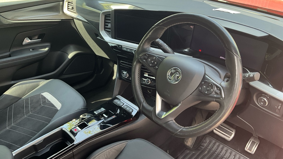 Vauxhall Mokka 100kW Ultimate 50kWh 5dr Auto Electric Hatchback - Image 11