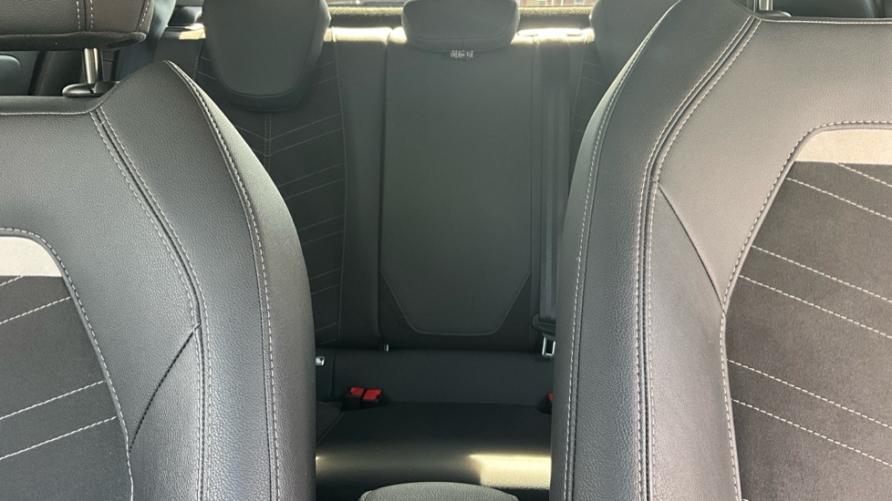 Vauxhall Mokka 100kW Ultimate 50kWh 5dr Auto Electric Hatchback - Image 15
