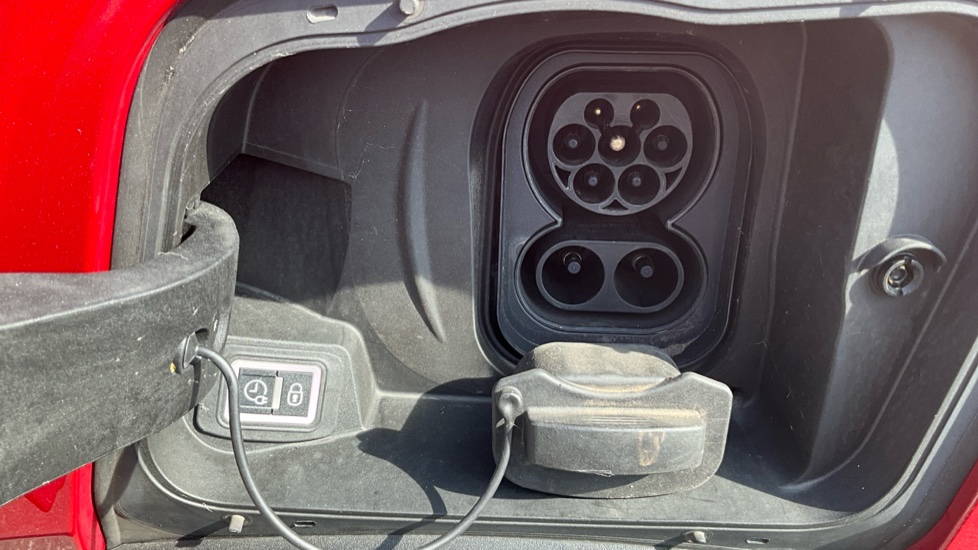 Vauxhall Mokka 100kW Ultimate 50kWh 5dr Auto Electric Hatchback - Image 24