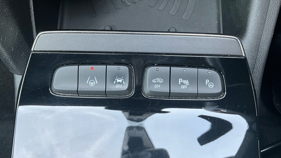 Vauxhall Mokka 100kW Ultimate 50kWh 5dr Auto Electric Hatchback - Image 38