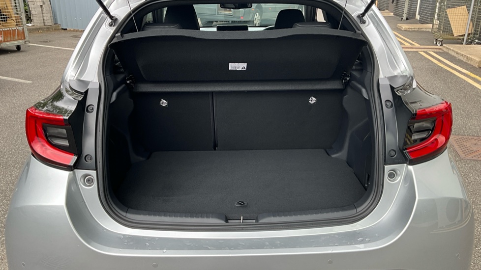 Toyota Yaris 1.5 Hybrid Excel 5dr CVT Hybrid Hatchback - Image 4