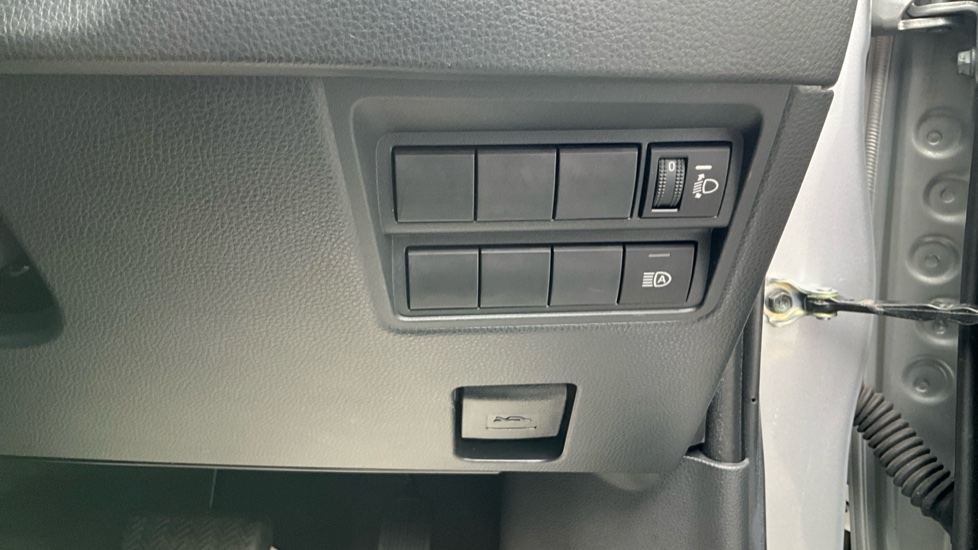 Toyota Yaris 1.5 Hybrid Excel 5dr CVT Hybrid Hatchback - Image 37