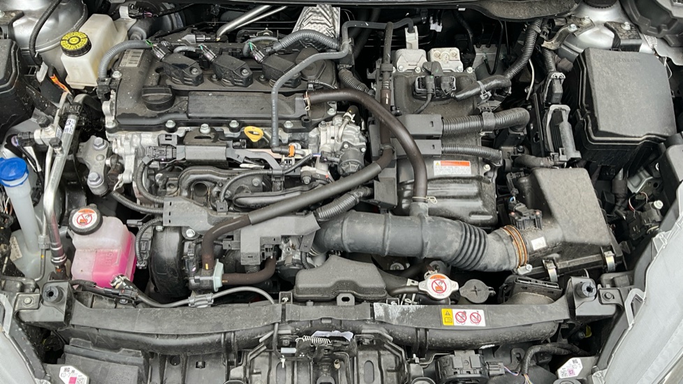 Toyota Yaris 1.5 Hybrid Excel 5dr CVT Hybrid Hatchback - Image 39