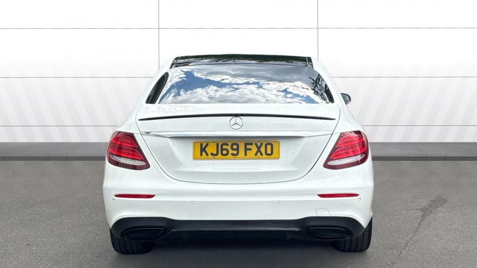 Mercedes-Benz E-Class E220d AMG Line Night Edition Prem + 4dr 9G-Tronic Diesel Saloon - Image 6