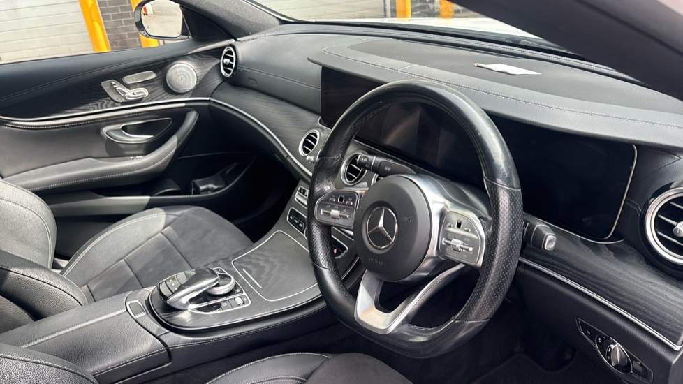 Mercedes-Benz E-Class E220d AMG Line Night Edition Prem + 4dr 9G-Tronic Diesel Saloon - Image 11
