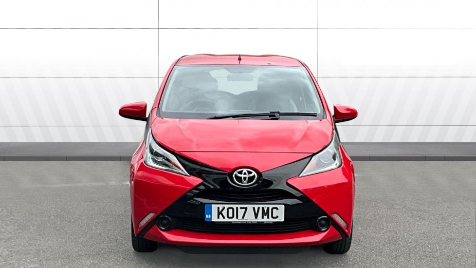 Toyota Aygo 1.0 VVT-i X-Play 5dr Petrol Hatchback - Image 3
