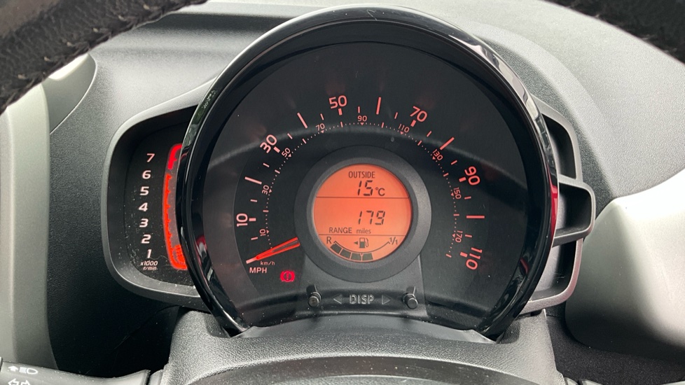 Toyota Aygo 1.0 VVT-i X-Play 5dr Petrol Hatchback - Image 18