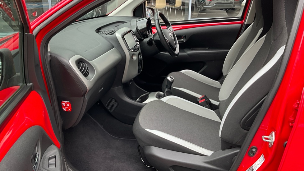 Toyota Aygo 1.0 VVT-i X-Play 5dr Petrol Hatchback - Image 24
