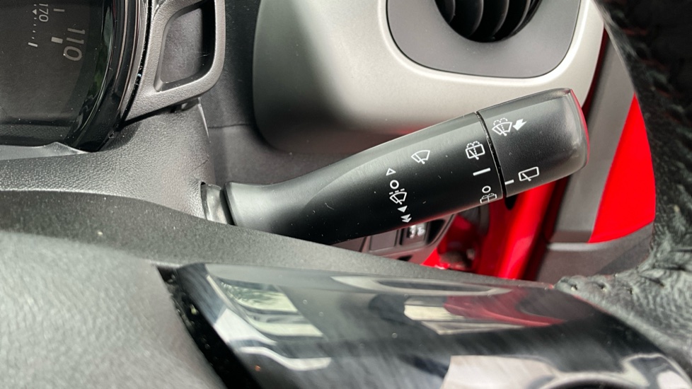 Toyota Aygo 1.0 VVT-i X-Play 5dr Petrol Hatchback - Image 33
