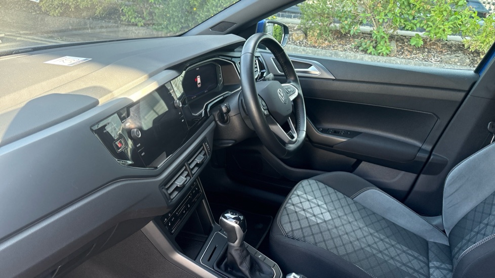 Volkswagen Polo 1.0 TSI 110 R-Line 5dr DSG Petrol Hatchback - Image 9