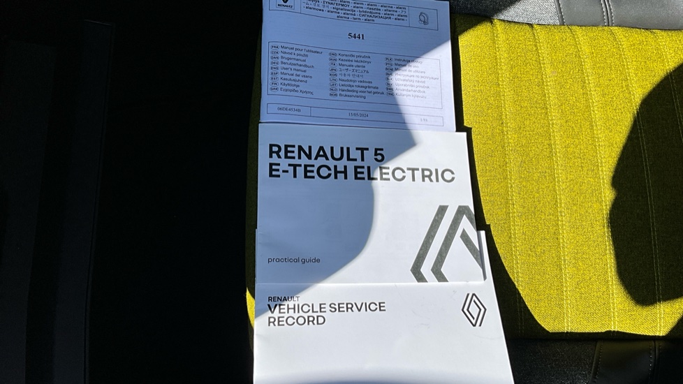 Renault 5 110kW Iconic Five Comfort Range 52kWh 5dr Auto Electric Hatchback - Image 19