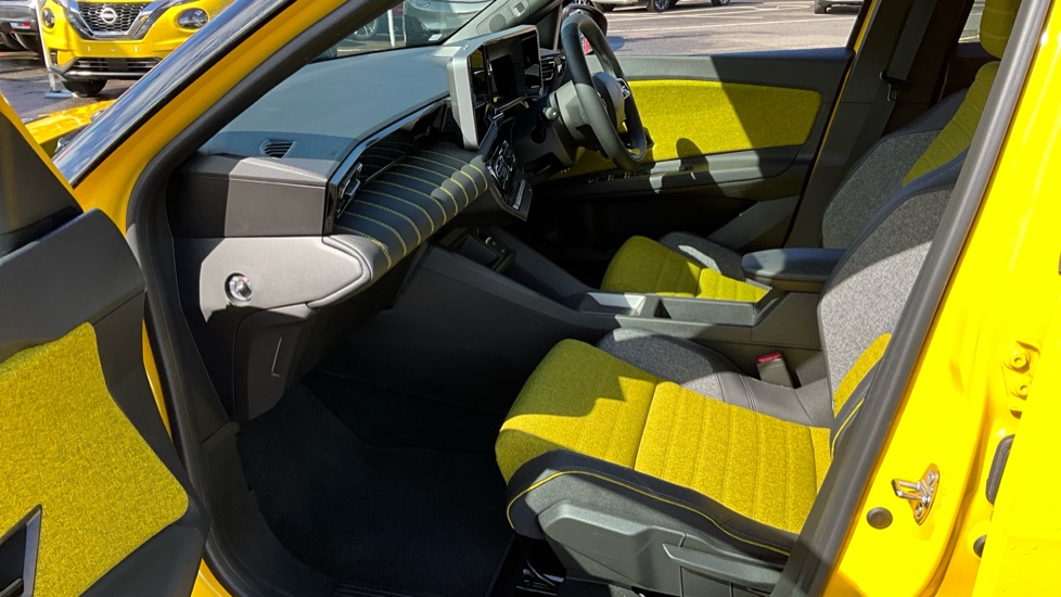 Renault 5 110kW Iconic Five Comfort Range 52kWh 5dr Auto Electric Hatchback - Image 23
