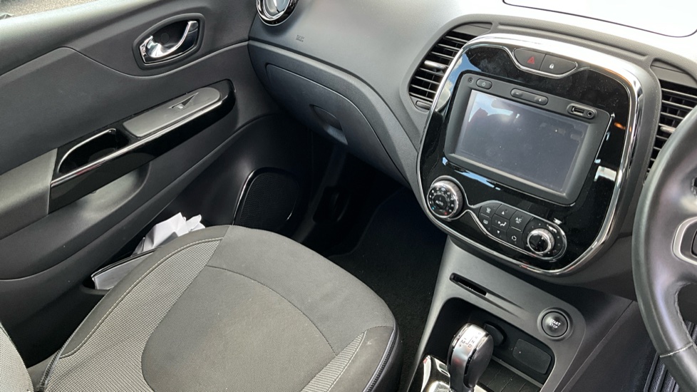 Renault Captur 1.5 dCi 90 Dynamique Nav 5dr Auto Diesel Hatchback - Image 14