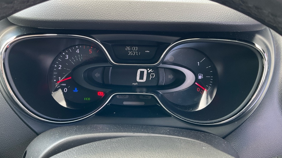 Renault Captur 1.5 dCi 90 Dynamique Nav 5dr Auto Diesel Hatchback - Image 18