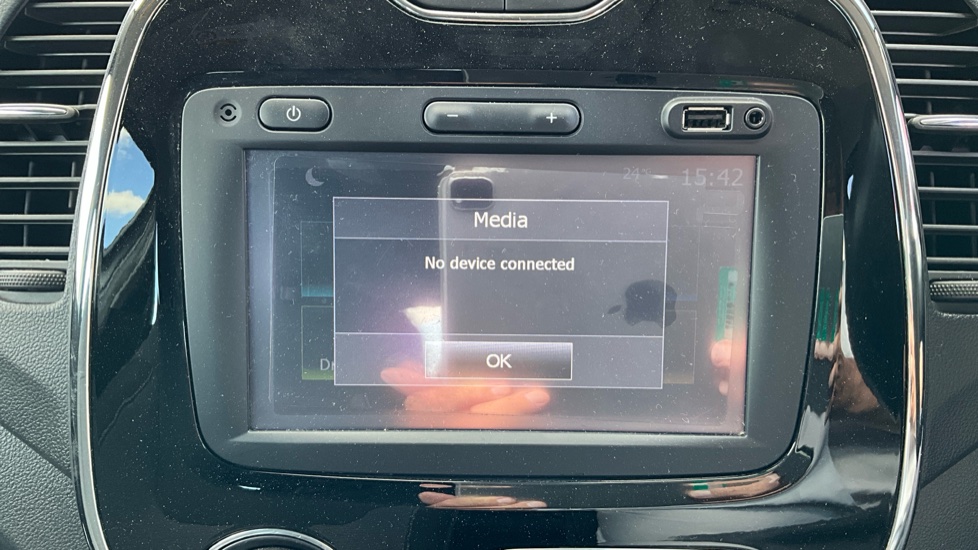 Renault Captur 1.5 dCi 90 Dynamique Nav 5dr Auto Diesel Hatchback - Image 36
