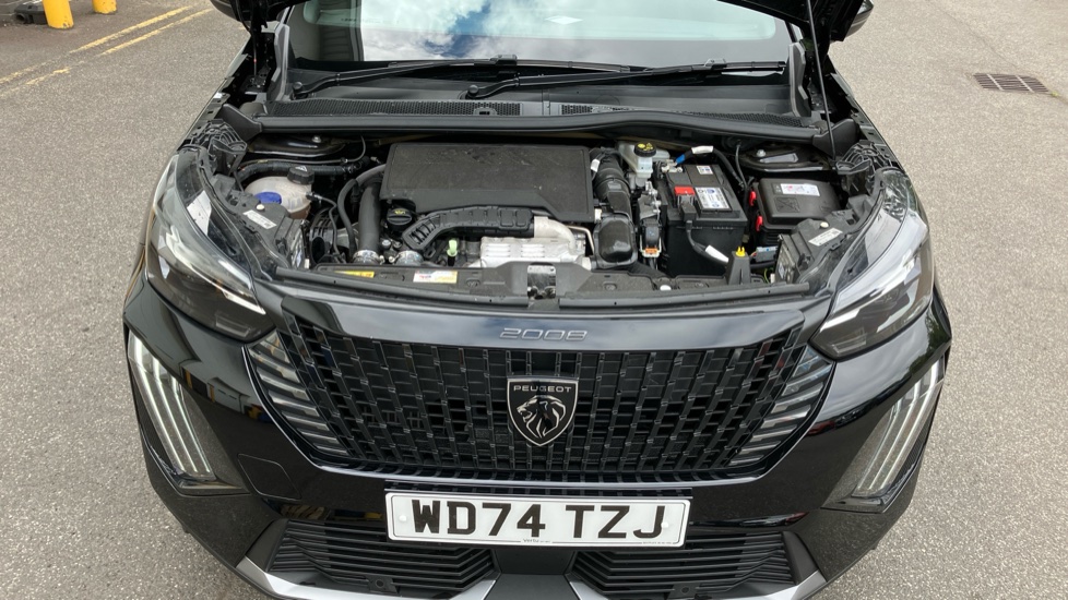 Peugeot 2008 1.2 PureTech 130 GT 5dr EAT8 Petrol Estate - Image 8