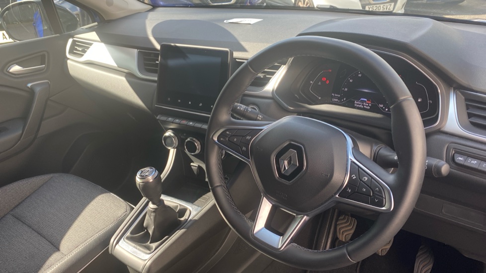 Renault Captur 1.3 TCE 140 SE Edition 5dr Petrol Hatchback - Image 11