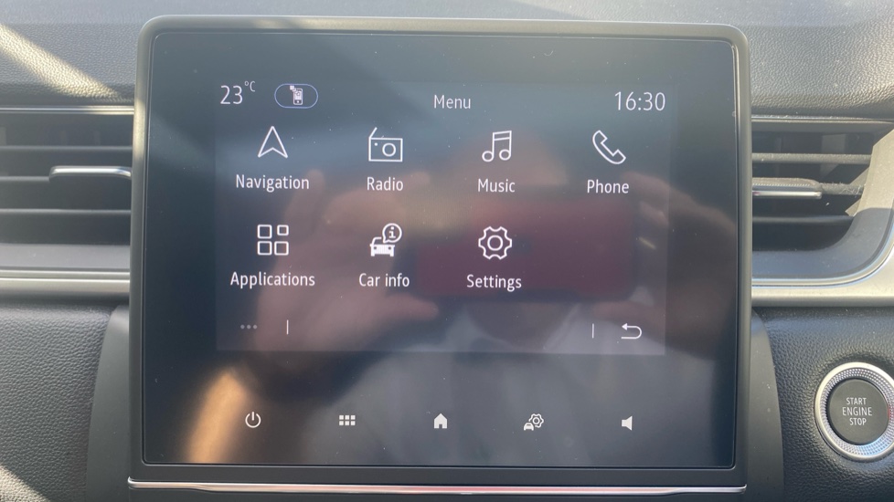 Renault Captur 1.3 TCE 140 SE Edition 5dr Petrol Hatchback - Image 23