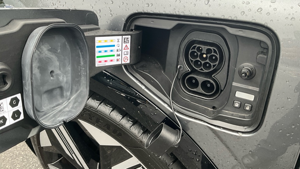 Renault Megane E-Tech EV60 160kW Launch Edition 60kWh OC 5dr Auto Electric Hatchback - Image 8