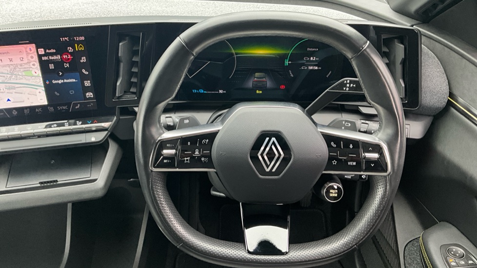Renault Megane E-Tech EV60 160kW Launch Edition 60kWh OC 5dr Auto Electric Hatchback - Image 10