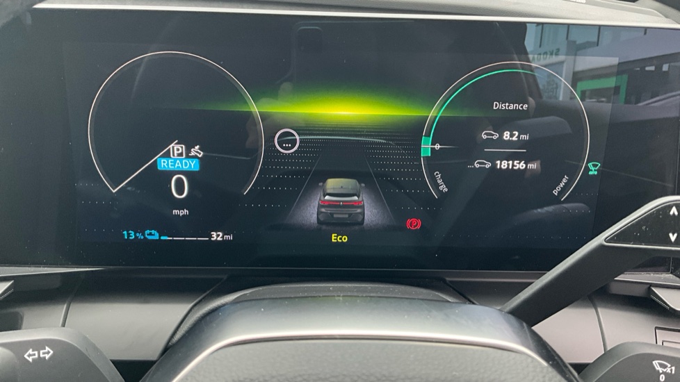 Renault Megane E-Tech EV60 160kW Launch Edition 60kWh OC 5dr Auto Electric Hatchback - Image 18