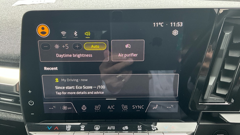 Renault Megane E-Tech EV60 160kW Launch Edition 60kWh OC 5dr Auto Electric Hatchback - Image 30