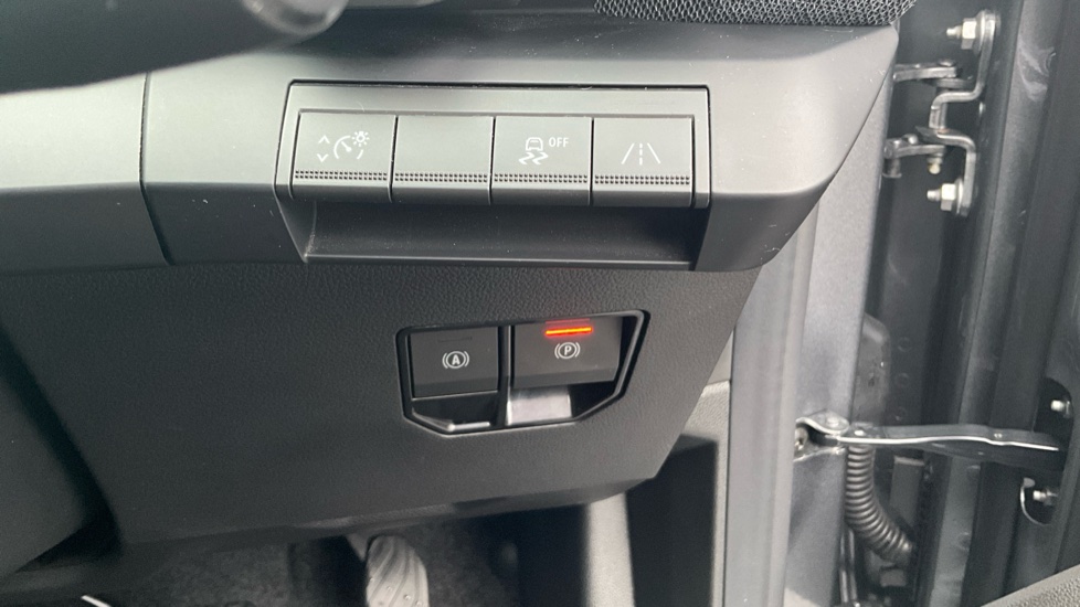 Renault Megane E-Tech EV60 160kW Launch Edition 60kWh OC 5dr Auto Electric Hatchback - Image 36