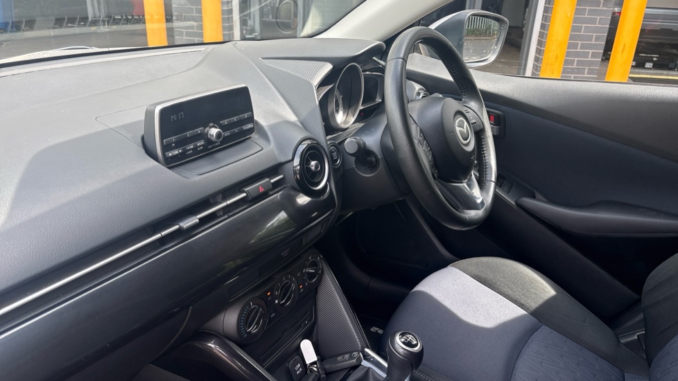 Mazda 2 1.5 75 SE-L 5dr Petrol Hatchback - Image 9