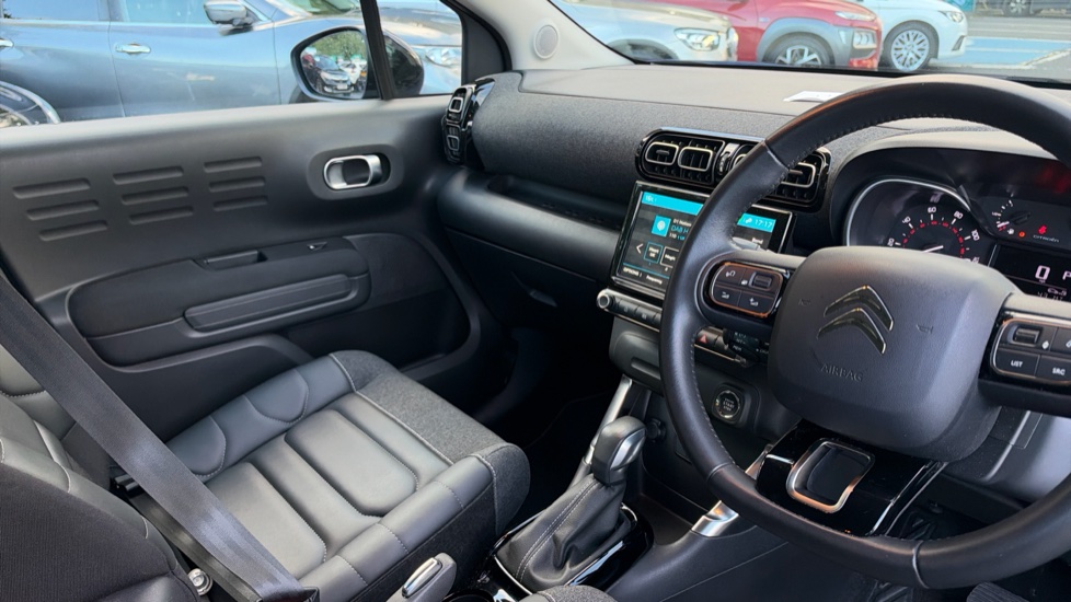 Citroen C3 Aircross 1.2 PureTech 130 Shine Plus 5dr EAT6 Petrol Hatchback - Image 11