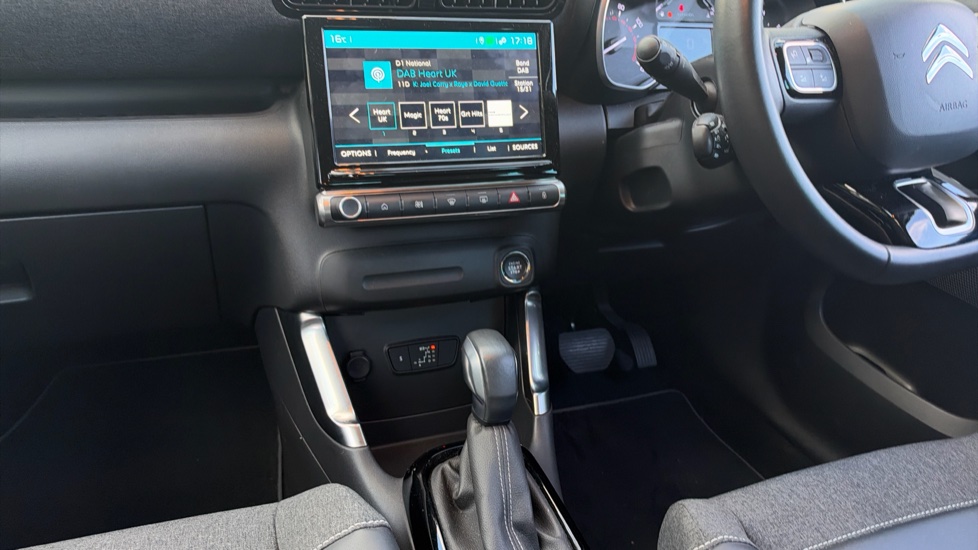 Citroen C3 Aircross 1.2 PureTech 130 Shine Plus 5dr EAT6 Petrol Hatchback - Image 14