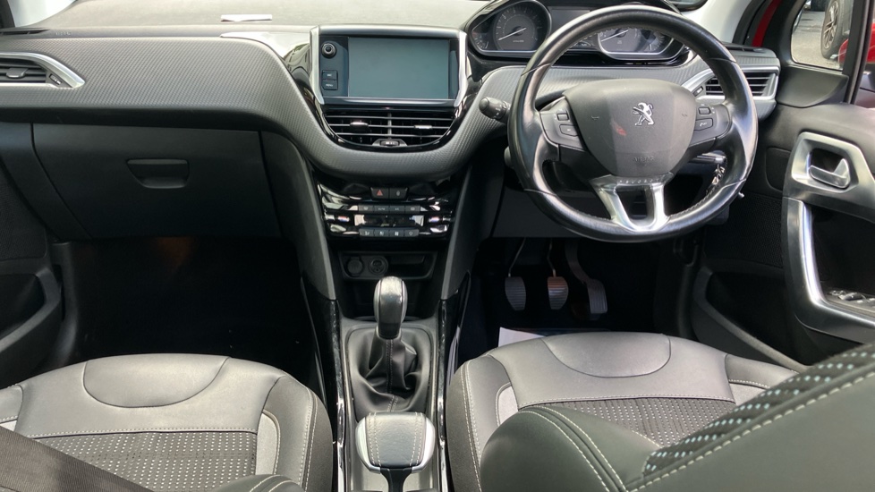 Peugeot 2008 1.2 PureTech Allure Premium 5dr Petrol Estate - Image 10