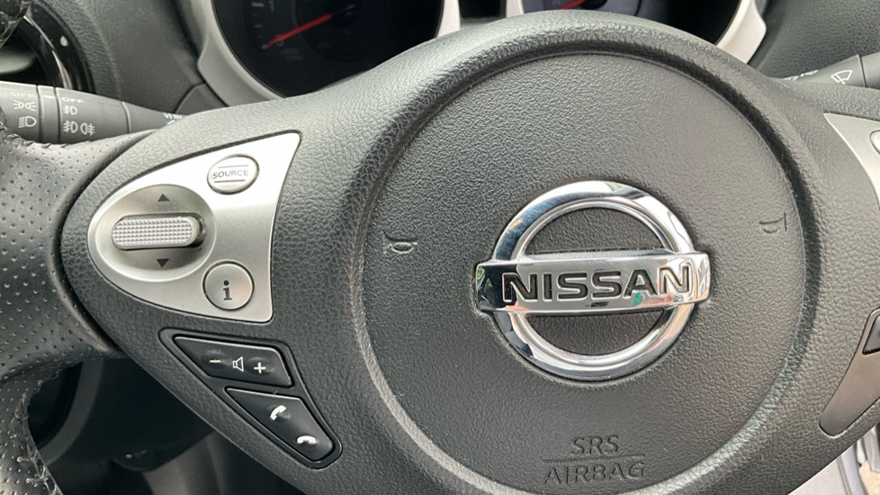 Nissan Juke 1.6 Acenta Premium 5dr Xtronic Petrol Hatchback - Image 27