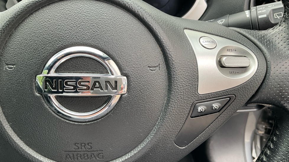 Nissan Juke 1.6 Acenta Premium 5dr Xtronic Petrol Hatchback - Image 28