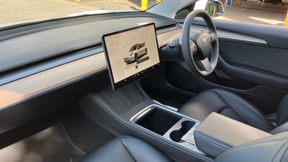 Tesla Model 3 Long Range AWD 4dr Auto Electric Saloon - Image 9