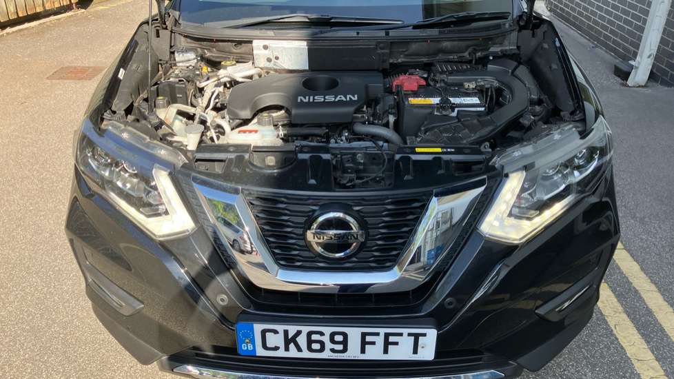 Nissan X-Trail 1.7 dCi Tekna 5dr 4WD CVT [7 Seat] Diesel Station Wagon - Image 8
