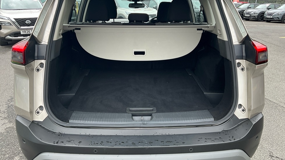 Nissan X-Trail 1.5 MHEV 163 Acenta Premium 5dr Xtronic Petrol Station Wagon - Image 4