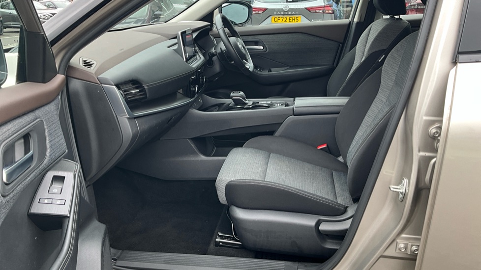 Nissan X-Trail 1.5 MHEV 163 Acenta Premium 5dr Xtronic Petrol Station Wagon - Image 24