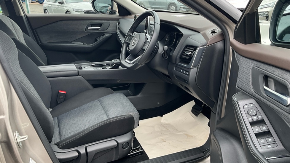 Nissan X-Trail 1.5 MHEV 163 Acenta Premium 5dr Xtronic Petrol Station Wagon - Image 26