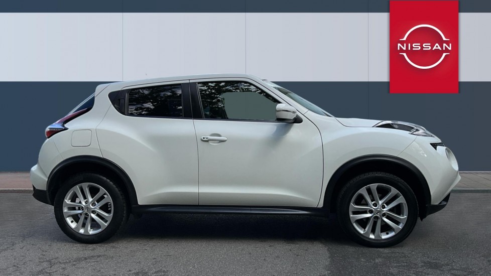 Nissan Juke 1.5 dCi N-Connecta 5dr Diesel Hatchback - Image 5