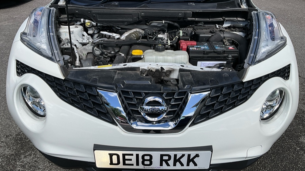 Nissan Juke 1.5 dCi N-Connecta 5dr Diesel Hatchback - Image 8