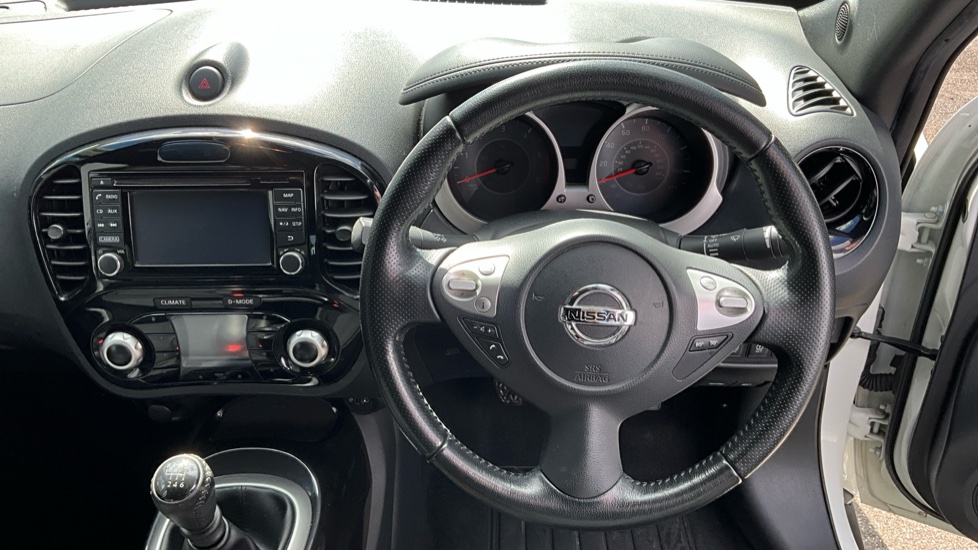 Nissan Juke 1.5 dCi N-Connecta 5dr Diesel Hatchback - Image 10
