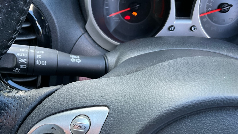 Nissan Juke 1.5 dCi N-Connecta 5dr Diesel Hatchback - Image 32