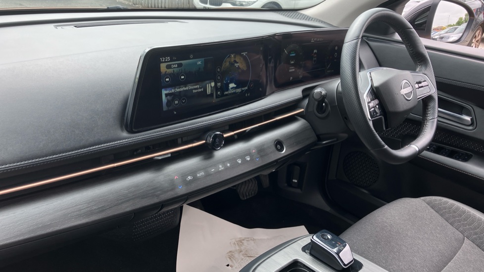 Nissan ARIYA 160kW Advance 63kWh 22kWCh 5dr Auto Electric Hatchback - Image 9