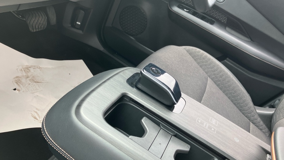 Nissan ARIYA 160kW Advance 63kWh 22kWCh 5dr Auto Electric Hatchback - Image 13